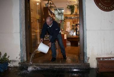 <b>SOTTACQUA.</b> Lallagamento di ottobre 