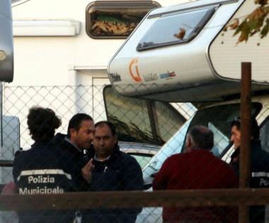 Lintervento della polizia municipale e dei carabinieri di Vinci 