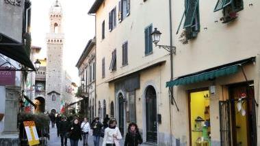 È allarme shopping nei negozi