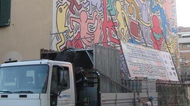 Murale di Haring, finita la pulitura