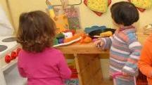 Bimbi in un nido d’infanzia