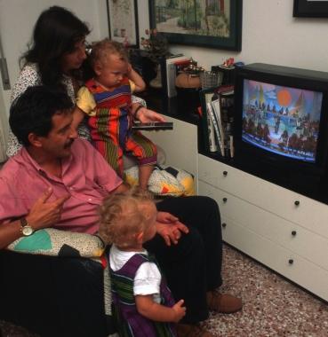 Davanti alla tv in attesa del digitale 