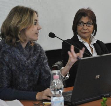 Due relatrici allincontro sul linguaggio semplificato 