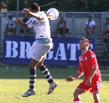 Manuel Iarrusso nella partita amichevole contro il Pisa 