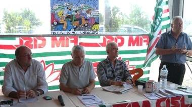 Il direttivo della Fim Cisl provinciale in cui si è celebrato il sorpasso sulla Fiom in Piaggio