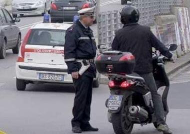 Un controllo dei vigili 