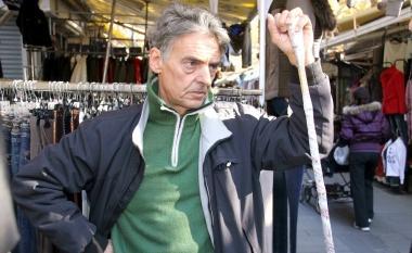 <b>NESSUN PROBLEMA. </b>Carmelo Donzella ha un chiosco al mercato e difende la comunit&agrave; cinese   