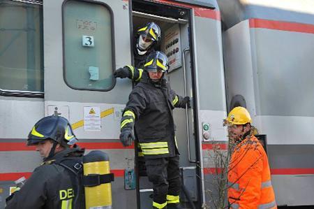Rogo su un treno alla stazione di Navacchio, nessun ferito ma qualche ritardo