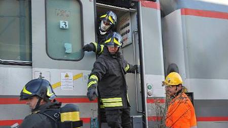 Rogo su un treno alla stazione di Navacchio, nessun ferito ma qualche ritardo