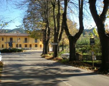 La fermata del bus di Pontemazzori: i residenti protestano per la pericolosit&agrave;  