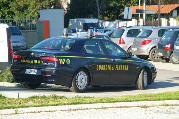 Televendita truffa: ordina gioielli e riceve bigiotteria