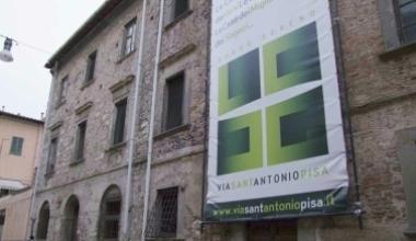 Smottamento in via Sant'Antonio, spavento ma niente danni alle persone