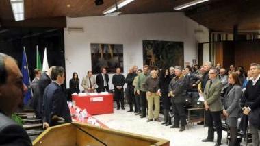 Il minuto di raccoglimento in memoria di Enrico Mauceri