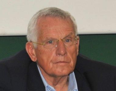 Il sindaco di Campo nellElba Vanno Segnini   