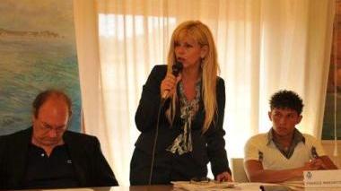 Cesarina Bargnini durante una seduta del consiglio comunale
