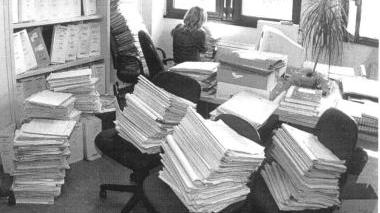 Fascicoli di recupero crediti in una cancelleria civile