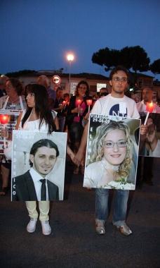 <b>IN CORTEO.</b> Di nuovo in strada dopo un incidente probatorio che troppo amaro in bocca ha lasciato     