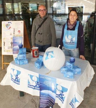 Telefono azzurro raccoglie fondi in piazza