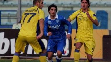 Gaston Brugman salta due avversari