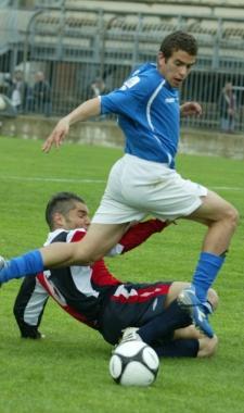 Piantoni in azione con la maglia del Prato 