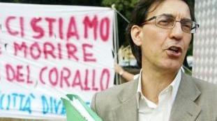 La protesta di Cannito davanti all’ex Corallo
