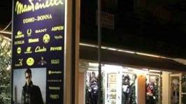<b>CENT’ANNI.</b> Le vetrine di Montanelli La boutique sta per compiere un secolo di attività