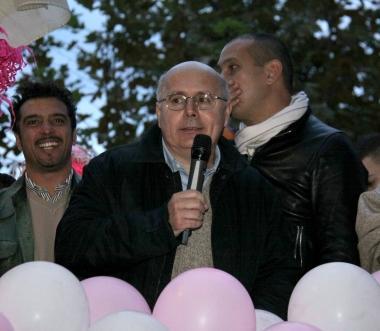 <b>ATTO DACCUSA.</b> Alessandro Cerrai alla manifestazione Viareggio Viva di fine 2010 