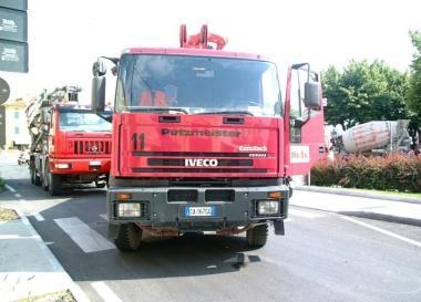 Alcuni camion per le strade di Pietrasanta Sotto, Pierluigi Marchi (Gruppo misto) 