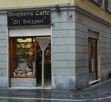<b>CANTIERI. </b>I lavori per la ripavimentazione delle piazze riducono i posti per le auto  
