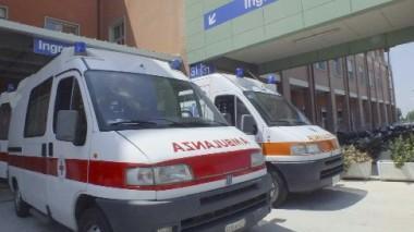 Ospedale, lievi miglioramenti per il giovane con la meningite