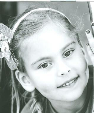 5 ANNI PER SOFIA «Tanti auguri piccola Sofia, che oggi festeggi 5 anni. Ti vogliamo un ...