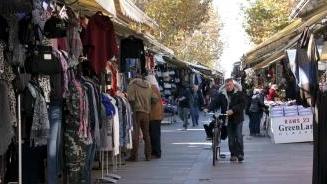 Il mercato di piazza Cavour e Stefano Francesconi presidente del consorzio il Pellicano
