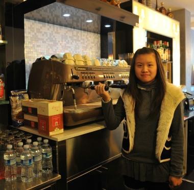 Tazzine a mandorla Chinatown avanza a due passi dal centro