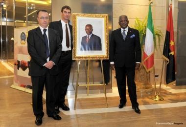 Il sindaco Ferrini insieme a Gualerci e al nuovo ambasciatore 
