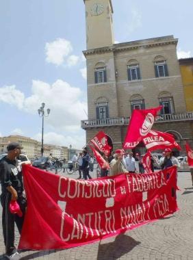 Una manifestazione dei lavoratori 