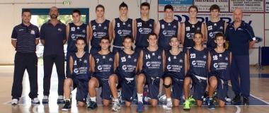 La formazione dellunder 15 del Basket Cecina 