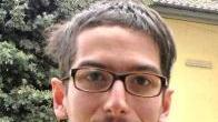 A destra Guido Agresti, 25 anni A sinistra un vivaio, un settore in cui secondo il giovane ci sono poche prospettive di lavoro