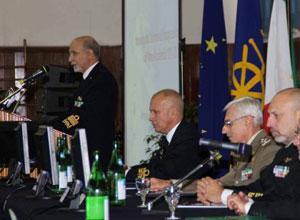 "Sinergia internazionale per combattere la pirateria"