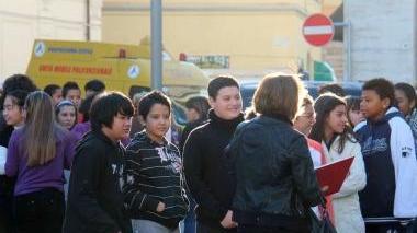 Bambini a scuola di terremoti