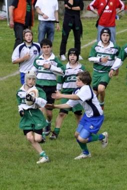 <b>PALLA OVALE.</b> Ragazzi in azione 