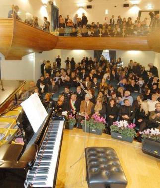 Un concerto di pianoforte al teatro Verdi 