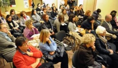 Stop ai piatti di plastica dura