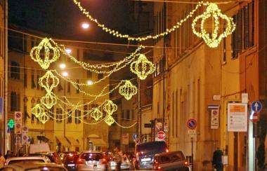 Luci per festeggiare il Natale 