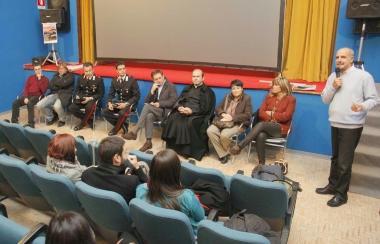 Un momento dellinaugurazione del cinema a Marina 