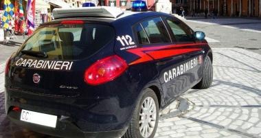 Pattuglia dei carabinieri in servizio nel territorio 
