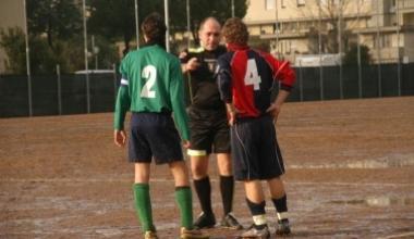 Arbitro picchiato nella Piana in una partita tra under 18